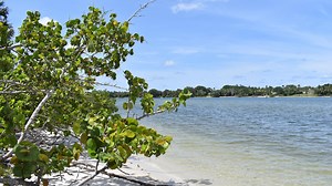 Hiking Hobe Sound NWR