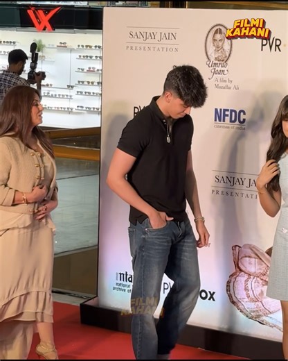 1.4K views | Raj Babbar Anup Soni And Wife Arrive At Umrao Jaan Movie 1981 Re-Release In 2025 #aishwaryasharma #neilbhatt #bolllywood #entertainment #bollywood #celebrity #launch #entertainmentnews #trendingreelsvideo | Filmi Kahani | Facebook