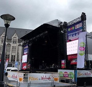 [Hot Item] China LED Manufacture Outdoor LED Screen Price P5.6, Video Wall Processor LED Panel Display