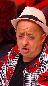 2.3M views · 38K reactions | La blague de la femme qui demandent 680€ #cyrilhanouna #blague #humour #rire | Le Zap Du Poste | Facebook