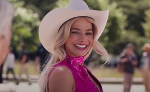 Margot Robbie Blows Minds As She Dresses Up Like The Original Barbie