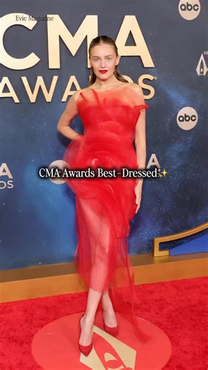The 2025 CMA Awards are here, and the red carpet did not disappoint.✨ Who are you crowning best-dressed tonight? Like and follow Evie for more content that celebrates femininity, truth, and beauty. 💕 | Evie Magazine