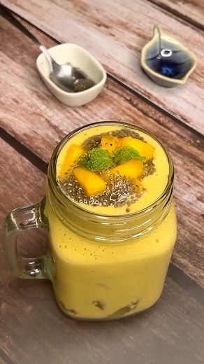 Meghna’s Food Magic on Instagram: "VEGAN MANGO SMOOTHIE - Well even Mango goes well into daily smoothie intake.. Here’s a bonus of having made it dairy-free- Vegan Mango Smoothie. So here it is - - take 4-5 soaked cashews, 4-5 soaked almonds, 1 date - add some water and churn in a mixie. - you will get nut milk - now add 1/2 mango chopped and 1/2 banana - add 2 tbs soaked oats - for flavour add 2 cardamom powder - if needed add some water - churn in mixie - vegan mango smoothie is ready - in a g