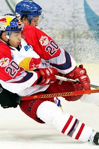 Daniel Welser hat bereits 1️⃣0️⃣ Saisonen bei den Red Bulls voll gemacht. Ein Blick zurück. #ThrowbackThursday | EC Red Bull Salzburg