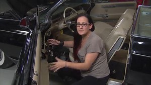 18 reactions | ⚙️ Descubre el arte de la restauración automotriz con Las Mecánicas mientras abordan los pequeños detalles del Cadillac Eldorado Biarritz 1961. Desde los paneles de las puertas hasta las ventanas con problemas, estas chicas talentosas están comprometidas a devolverle su esplendor al icónico vehículo ‍♀️️#LasMecánicas | Discovery Latinoamérica | Facebook