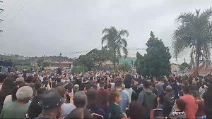 16K views · 631 reactions | SEXTA-FEIRA SANTA  Procissão do Encontro de Jesus com Nossa Senhora das Dores. Na manhã desta Sexta-feira Santa, 29, ocorreu o encontro da paróquias de Várzea Paulista, na praça da Bíblia.  Imagens do nosso amigo Chicão | POP TV | Facebook