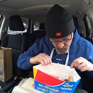 198K views · 2.9K reactions | Old-School Food Review!! Dairy Queen’s CHICKEN STRIP BASKET  | KBDProductionsTV | Facebook