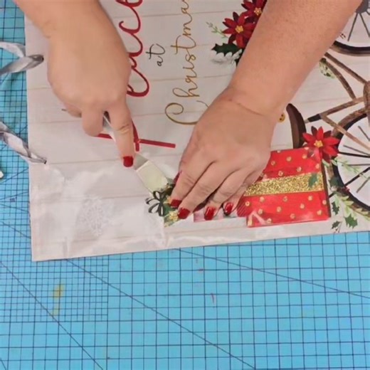 This Dollar Tree Christmas Craft is PERFECTION! | DIY Beauty On Purpose