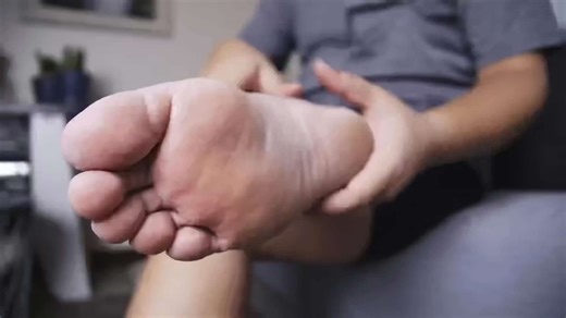 Foot and ankle swelling: How to stop it