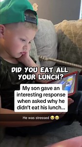 32K views · 305 reactions | His girlfriend was mad because she saw "I love you babe" note in his lunch box from mom. 來來 | We Love Babies | Facebook