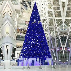 [Hot Item] Wholesale Customized 6m 8m 10m LED Giant Artificial PVC Spiral Christmas Tree