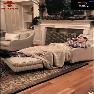 His LEGS are ARMS 🤣🤣 Best prank of the year ! | Dunkin'