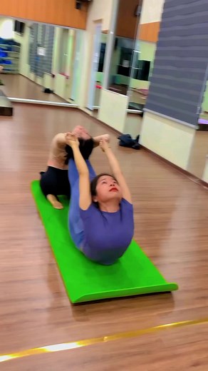 Advanced back bend | Master Yoga