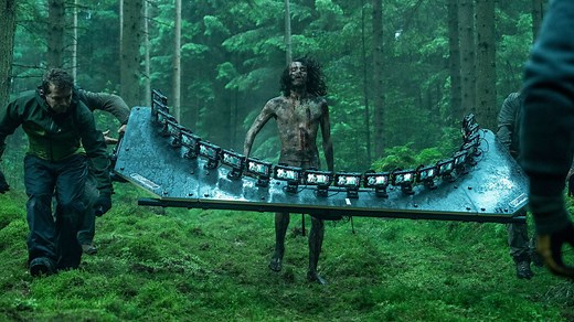 Filmmakers Used 20 iPhones at Once to Shoot '28 Years Later'