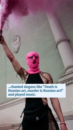 Pussy Riot, Femen Protest Outside Russian Pavilion at Venice Biennale