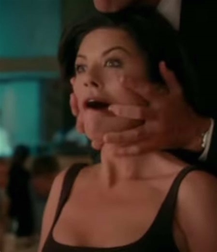 “The Rebound” (2009) movie #CatherineZetaJones #JohnSchneider #BoDuke #DukesOfHazzard #TheRebound #Chiropractic #Chiropractor #Adjustment #ChiropracticAdjustment #moviescene #neckpain #fishhooks #fishhook #cervical #cervicaladjustment