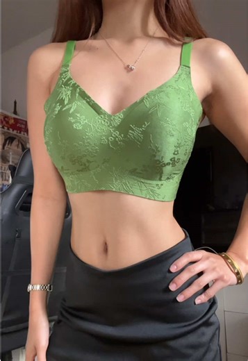All Colors of the Perfect Seamless Bra: My Review