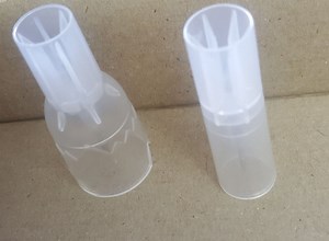 [Hot Item] Ly Plastic Disposable Blood Segment Piercing Device