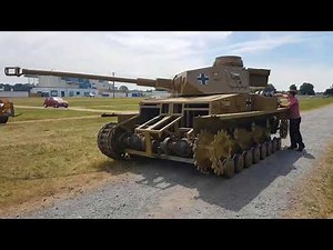 Reproduction Panzer IV kit, and how it goes together.