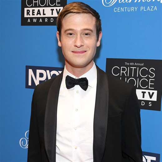 Celebrity Medium Tyler Henry Undergoes Surgery for Brain Tumor