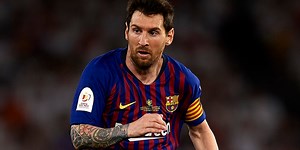 'Pro Evolution Soccer' Returns as 'eFootball PES 2020' With Messi, Ronaldinho & More