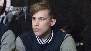 Tommy Dorfman (’13 Reasons Why’) on playing an out gay teen & that controversial ending [EXCLUSIVE VIDEO]