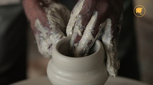 Discover Indian pottery with Master Craftsman, Mr Ramadas Vengadasalam | Walkabout Asia
