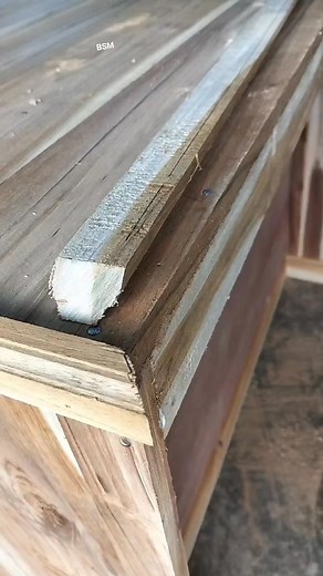 Install profile strips to support the table glass #Woodworking #Tips #DIY | Bengkel Sofa Mamas