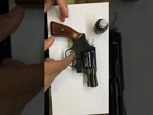 Smith&Wesson 32 caliber snub nose revolver