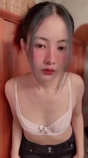 Big Booty white girl twerking 5