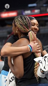 3.7K reactions · 103 shares | That Gamecock bond is for life... Aliyah Boston and Kamilla Cardoso embrace minutes before tipoff. | Basketball Within Borders | Facebook