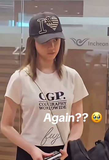 What now? Passport or ticket problem 🥹🥹🥹 #pharita #babymonster #pharitababymonster #pharitachaikong #pharitaboonpakdeethaveeyod