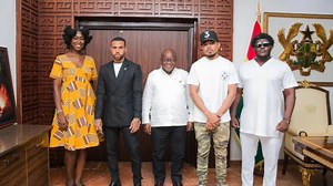 Dave Chappelle Upsets With Gay Joke In Ghana, Chance The Rapper Responds | HypePlus