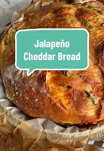 Jalapeño Cheddar Bread — No-Knead Cast Iron Loaf