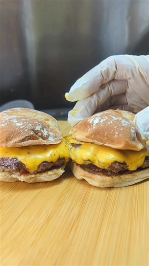 Free, free a pair of sliders see below for more info! (A pair of 2 oz cheese burger sliders). 🥳 Free food giveaway 🥳 You asked and so here they are a pair of sliders for the first 15 people to **SHARE**and tag a friend! Must redeem by end of Today! #customburgers ieatburgers.com ☝️Skip the line order online! Place your orders online and use our pick-up window! #easypeasy 🚫Meat tubes🚫 ✋🔪 🐄 🍔 ❤️🥓 " Voted best burger" 🏆2022🏆 🏆2011-2020 Burger champ🏆 | Apollo Restaurant