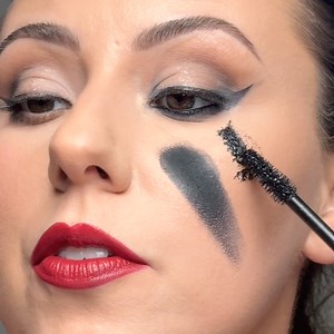 Say hello to the cleansing balm of your dreams 🌙👏 The award-winning ELEMIS Pro-Collagen Cleansing Balm. 3-in-1 Texture 💛 | Sephora