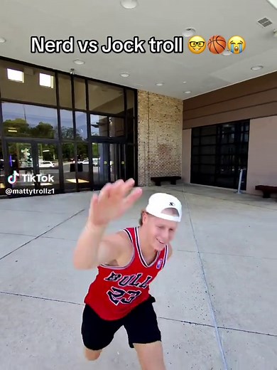 Nerd vs Jock Troll: Hilarious Prank Showdown
