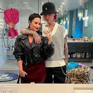 Demi Lovato Celebrates 30th Birthday with Boyfriend Jute$