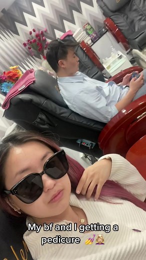 Getting a Fun Pedicure with My Boyfriend