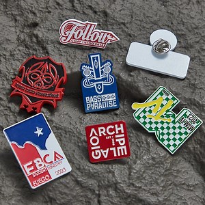 [Hot Item] Customized Dye Paint Color Logo Soft Hard Enamel Pins with Company Logo