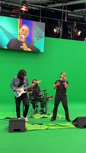 Penutup dengan energy dari Madam - Monalisa! 📺 Astro Ria 104 | Astro GO | sooka ⏰ 9 malam Jom usha MeleTOP, setiap Selasa, 9 malam di Astro Ria, On Demand serta strim di Astro One & #sooka! Boleh layan di mana-mana saja, bila-bila masa! #JomUsha @MeleTOP #AstroOne #OnDemand #sooka | MeleTop