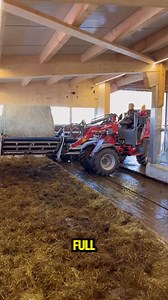 This compact loader turns a full round bale into clean bedding in minutes. | Lara Amélia