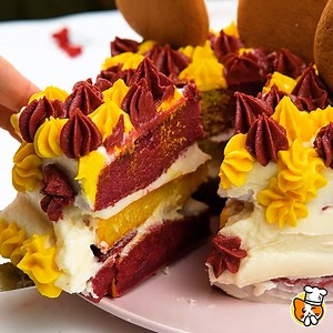 2.8K views · 32 reactions | This cake is the dream of every Harry Potter fan⚡彩 | Rewind | Facebook