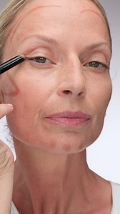 Smashbox Precision Contour Stick | Blendable, Slim Contour Stick for All-Over Face Contouring + Sculpting Including Eyes, Lips, Nose & Cheek