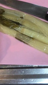 Oshinko(お新香) is a Japanese pickled made from various vegetables can be cucumbers, daikon radish, Napa cabbage, baby carrots, burdock root, etc. masarap sya papakin, isama sa kanin at pwedeng pwede din panpulutan😁👍🏻 | Misis Montenegro