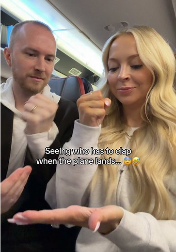 Not Tay clapping directly toward the guy who was annoyed at Ellie on the plane… 🫣😂 #kayandtayofficial #couples #relationships #pregnant #postpartum