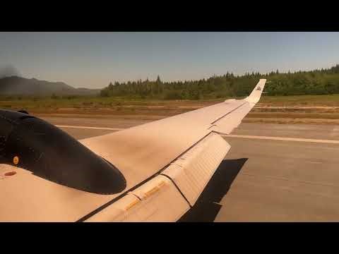 Pacific Coastal Airlines B190 landing in Tofino (YAZ)