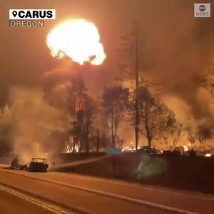 3.9K views · 83 reactions | A massive wildfire near Carcus, Oregon caused an explosion, sending thick plumes of smoke into the night sky. | Apple Valley News Now | Facebook