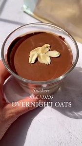 Introducing the newest Pea Protein Isolate flavour - Salted Caramel 🍮🤎 To celebrate, here's a protein packed (38g of protein!), vegan, gluten free recipe for Snickers Blended Overnight Oats 🤎 Who could resist a Peanut Butter and Chocolate combo?! Ingredients: 45g Gluten-Free Oats, blended 25g My Protein Salted Caramel Pea Protein Isolate 1/2 cup plant-based milk (centre & toppings) 16g (1 tbsp) Myprotein Powdered Peanut Butter mixed with 2 tbsp water to make a pourable paste 2 tbsp Cacao Powd