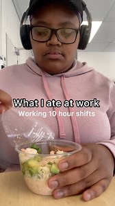 6.5M views · 45K reactions | What I eat in a day working a 10 hour shift. #whatieatinaday #asmr #reels #asmrfood #vlog | Qhamisa Kula | Facebook